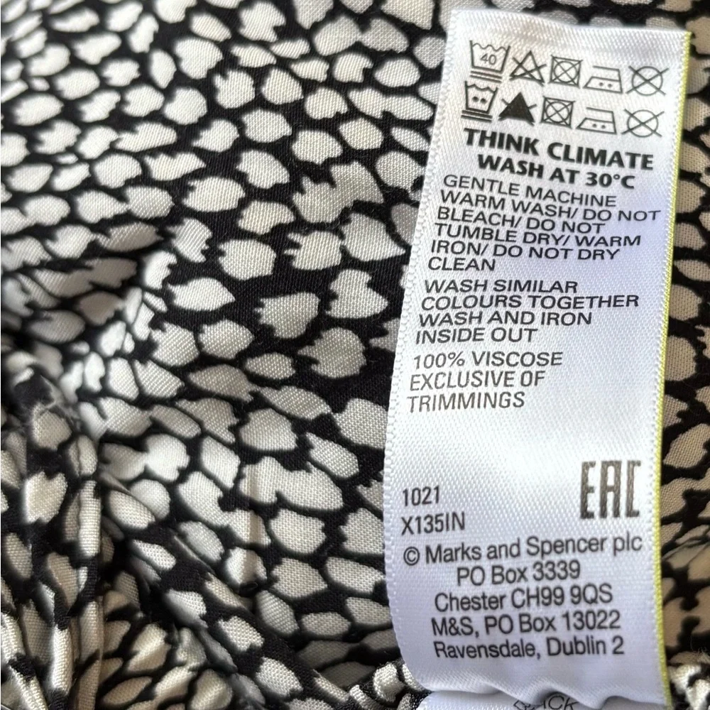 Women's lightweight casual pants from the M&S Collection black&white size 20 - Picture 6 of 6